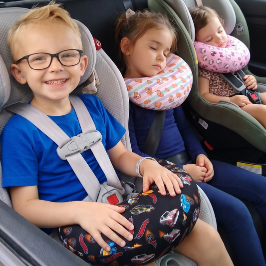 apoio cervical confortável para crianças em viagens de carro - 3 CRIANÇAS NO CARRO COM A NANADINI