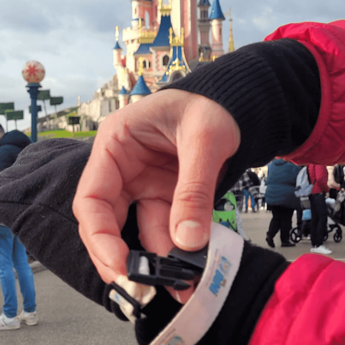 Seguradini - Pulseira de Segurança e Monitoramento Infantil | Pulseira Anti-Perda para Pais e Filhos